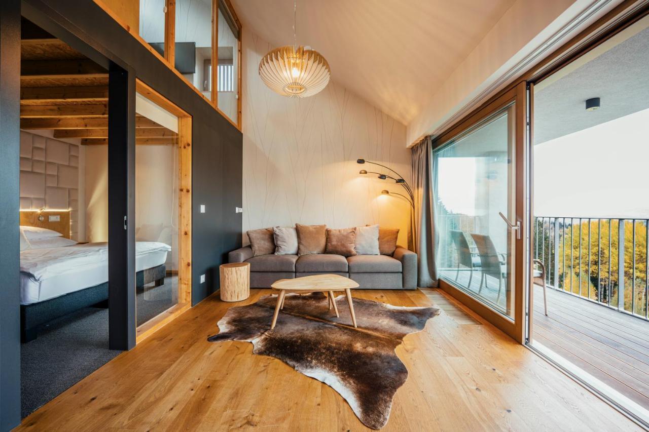 Endemit Boutique Hotel & Spa Horní Bečva Exteriör bild