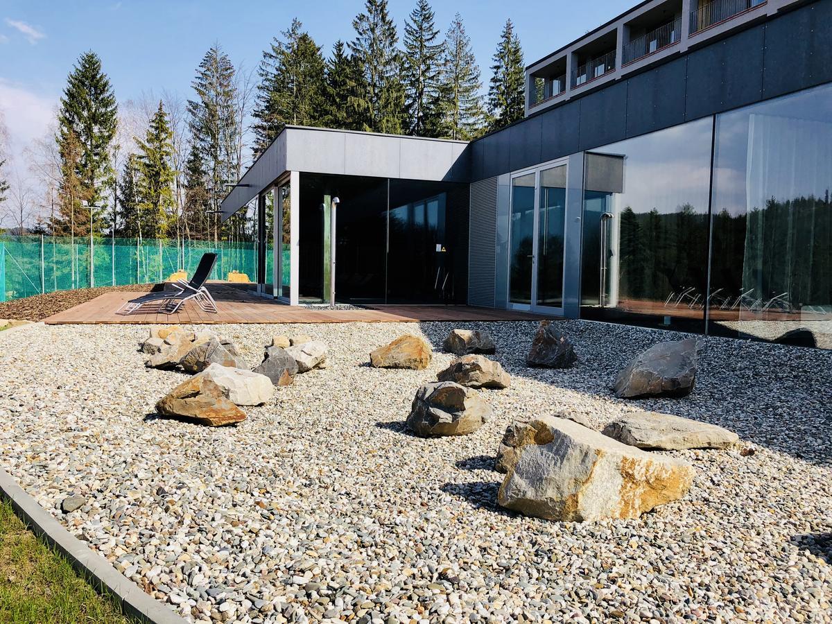 Endemit Boutique Hotel & Spa Horní Bečva Exteriör bild