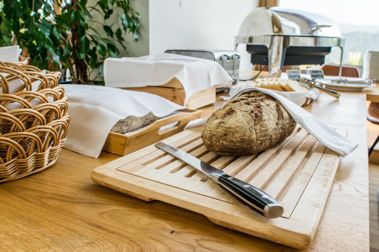 Endemit Boutique Hotel & Spa Horní Bečva Exteriör bild